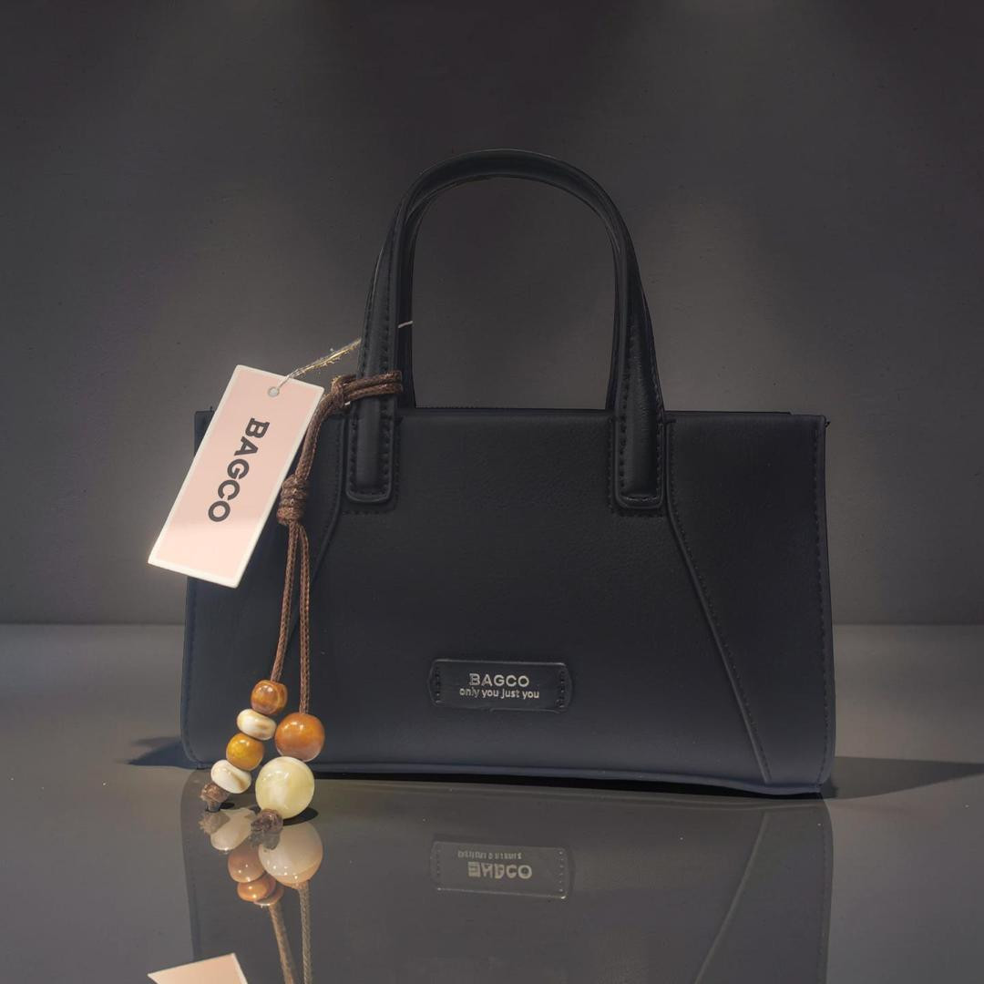 Matt Black حقيبة