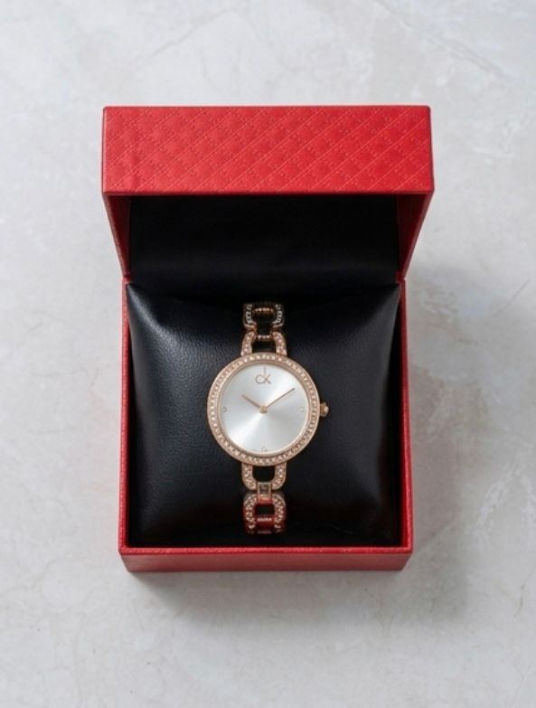 ساعة كالفن كلاين