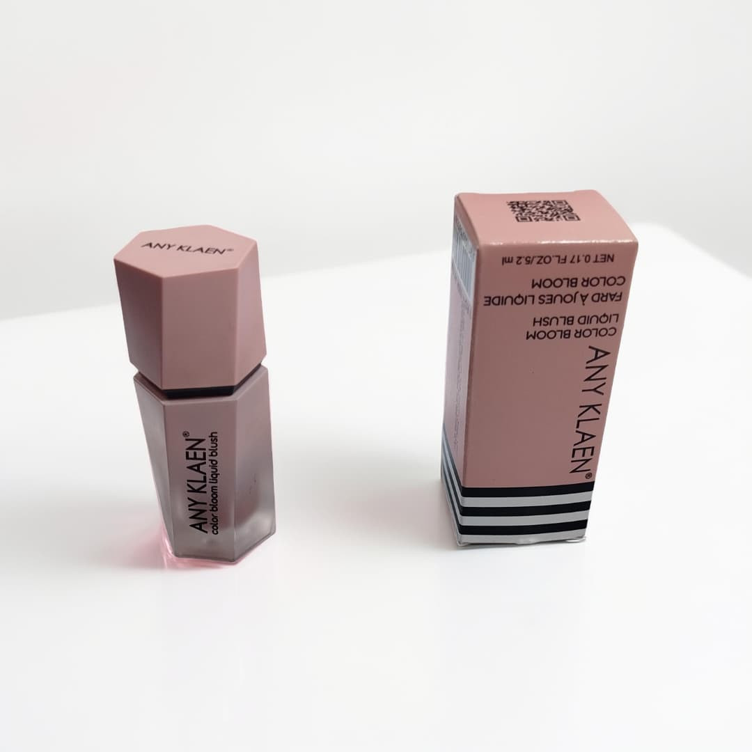 احمر خدود سائل