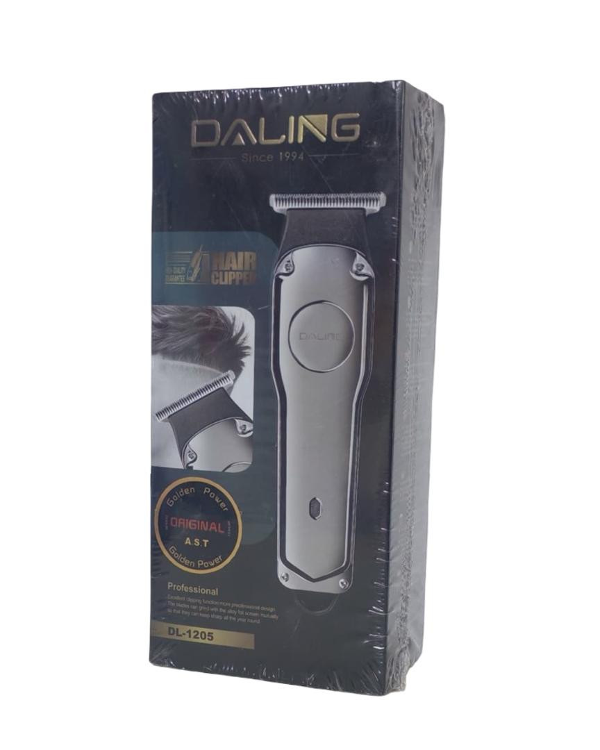 ماكينة حلاقة وتشذيب احترافية