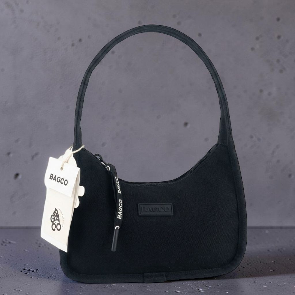 حقيبة يد نسائية كلاسيكية