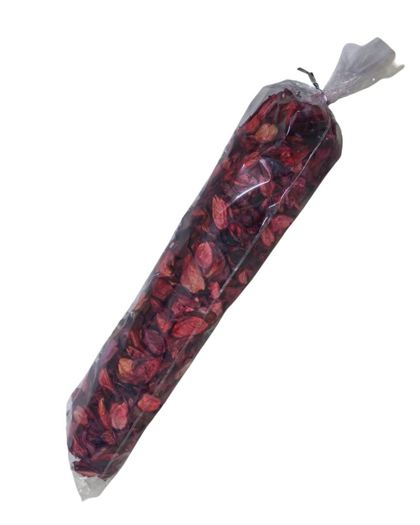 بتلات الورود المجففة