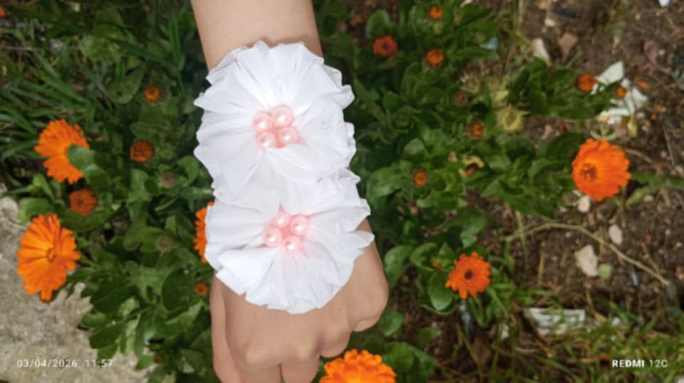 أساور الصبايا الحلوات