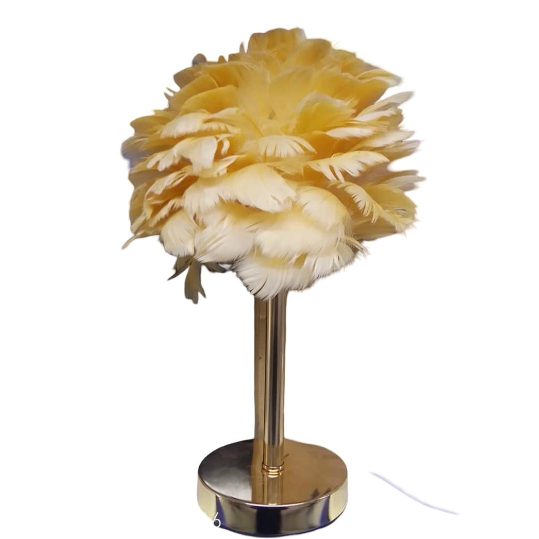 مصباح طاولة بزخرفة الريش