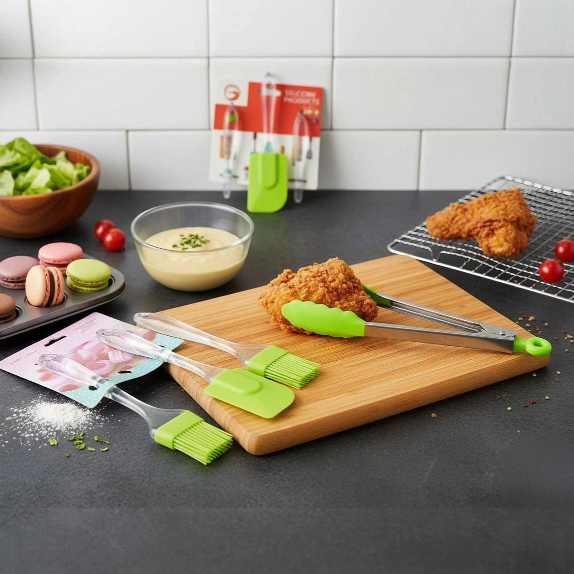 مجموعة ادوات مطبخ مصنوعة من السيليكون