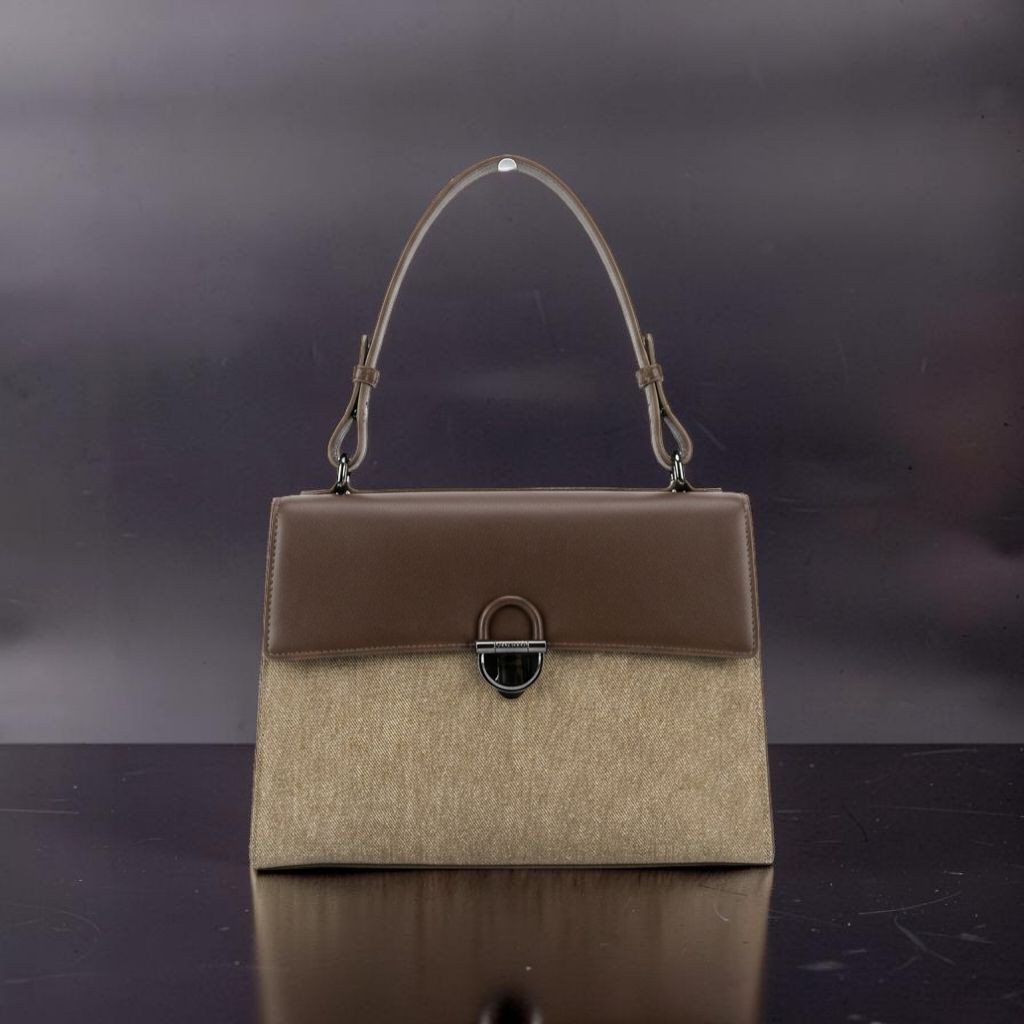 حقيبة يد نسائيه