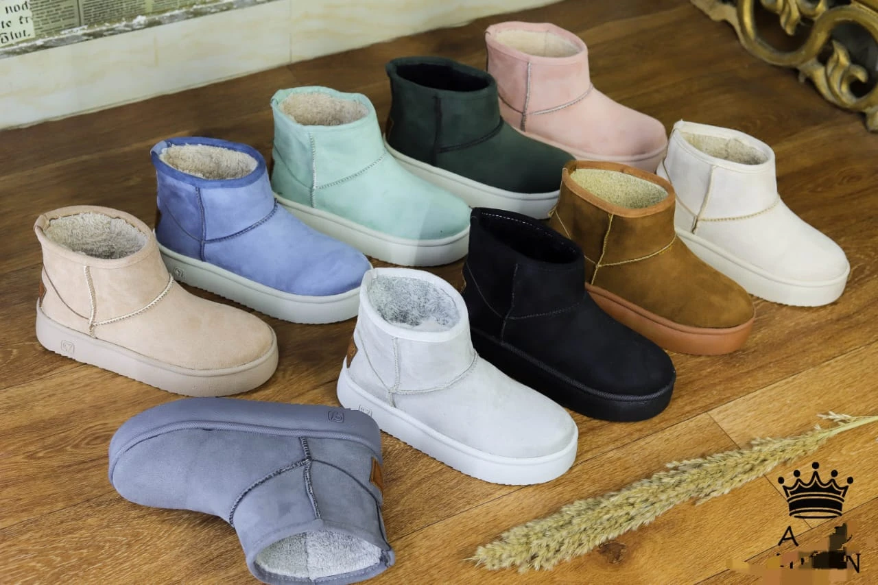 حذاء شتوي مبطن بالفرو