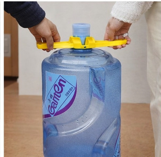 مقبض حمل وتثبيت لغالون المياه