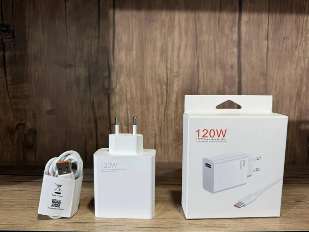 شاحن 120W فائق السرعة – مع كابل USB بطول 1.2 مت