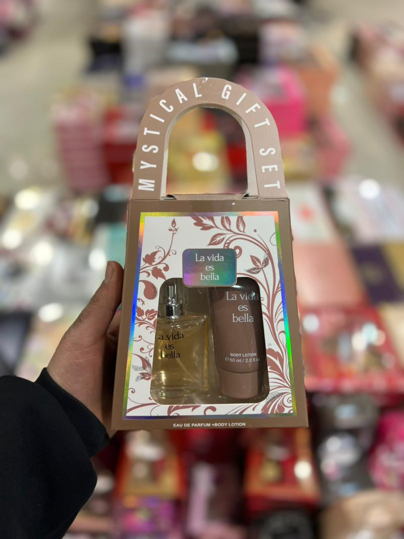 طقم ثنائي :نسواني