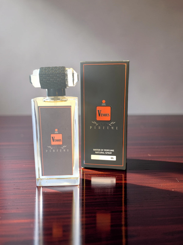 عبوة عطر صمام ايزي بومب سعة100مل