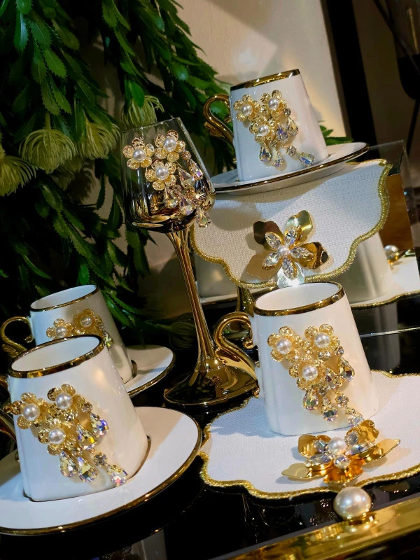 فناجين قهوة